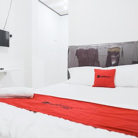 Reddoorz Near Jalan Perintis Kemerdekaan Lampung Bandar Lampung Exteriör bild