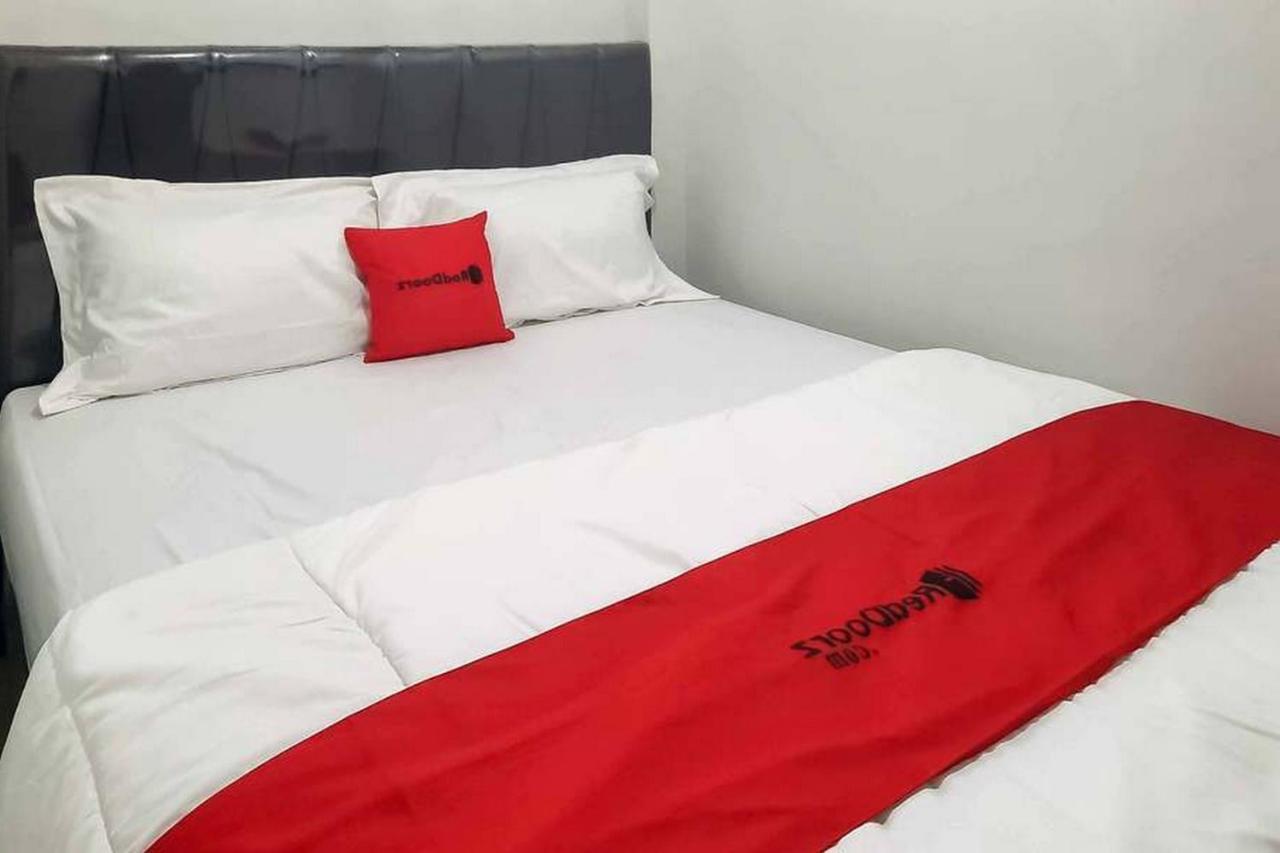 Reddoorz Near Jalan Perintis Kemerdekaan Lampung Bandar Lampung Exteriör bild