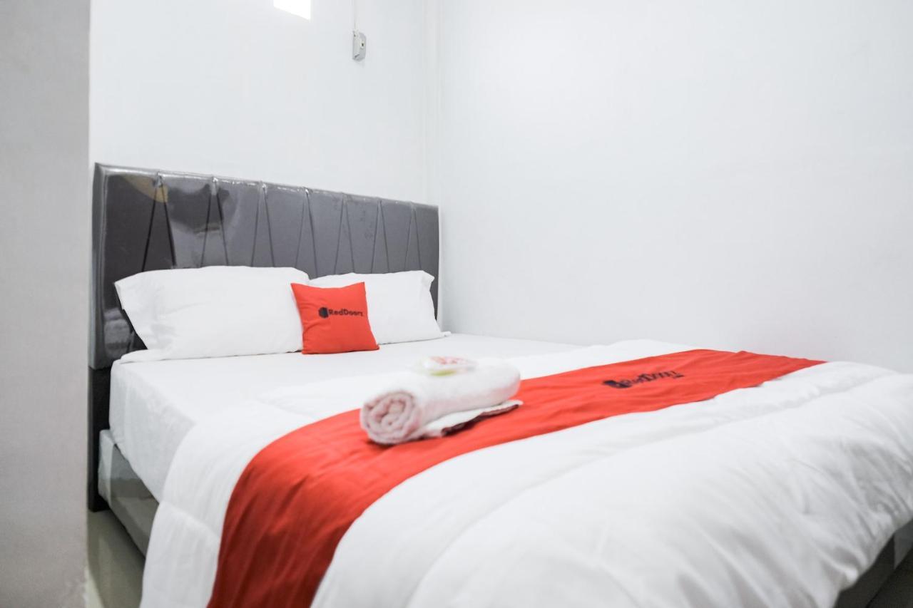 Reddoorz Near Jalan Perintis Kemerdekaan Lampung Bandar Lampung Exteriör bild